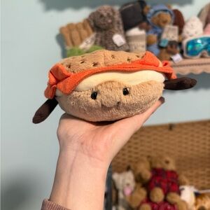 Jellycat Amuseables Bagel - BNWT